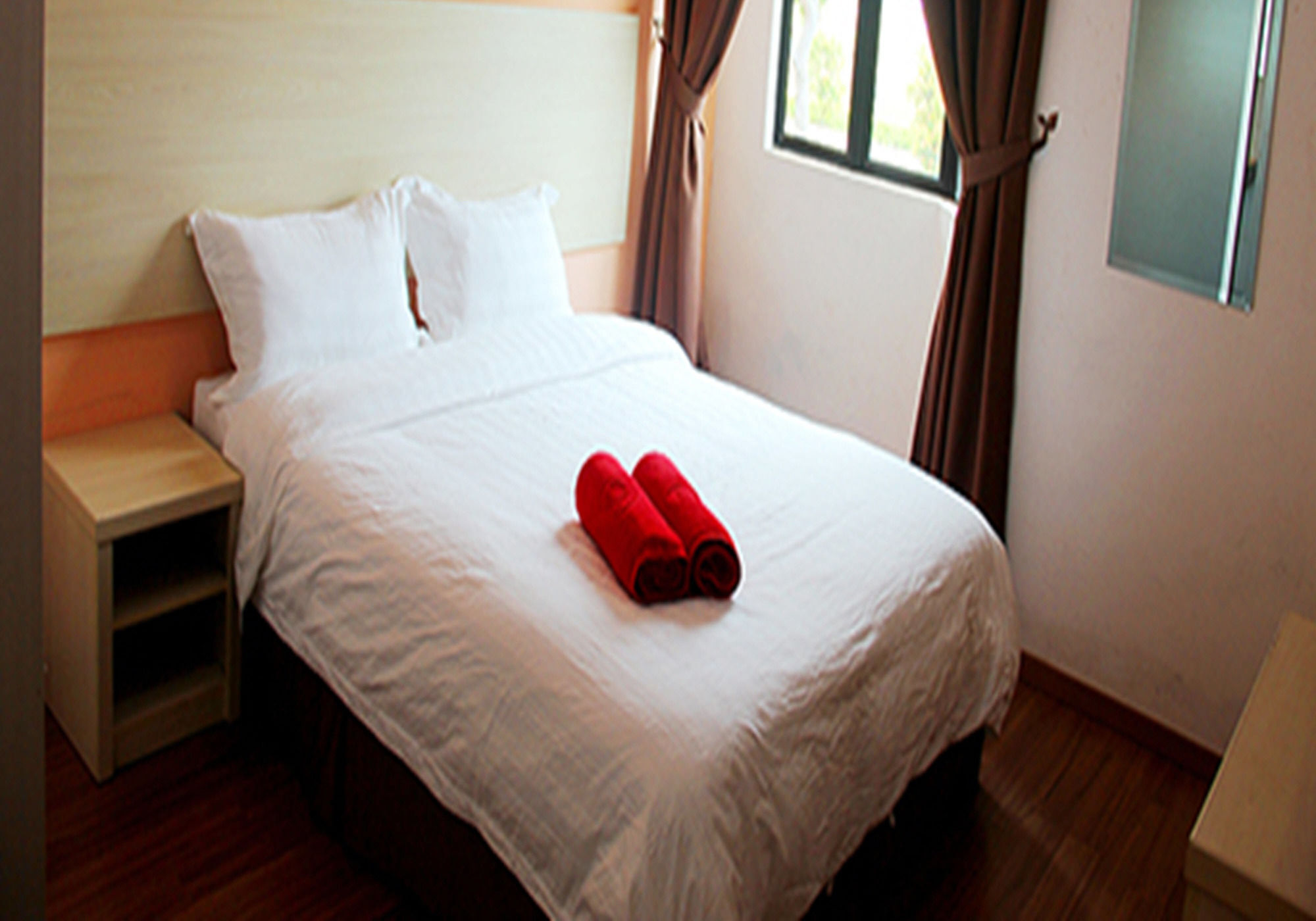 Hotel Oyo 1158 906 Airport Malacca Esterno foto
