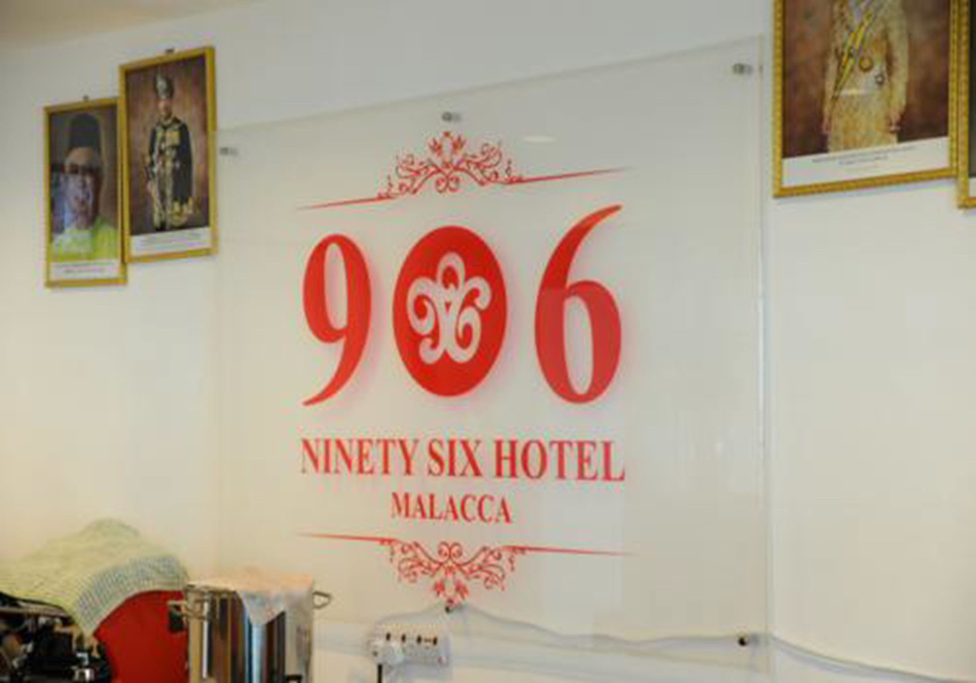 Hotel Oyo 1158 906 Airport Malacca Esterno foto