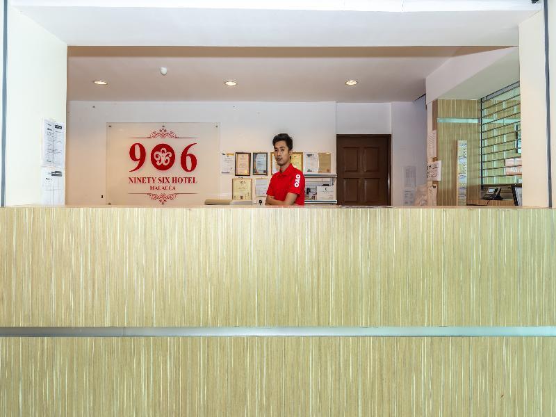 Hotel Oyo 1158 906 Airport Malacca Esterno foto