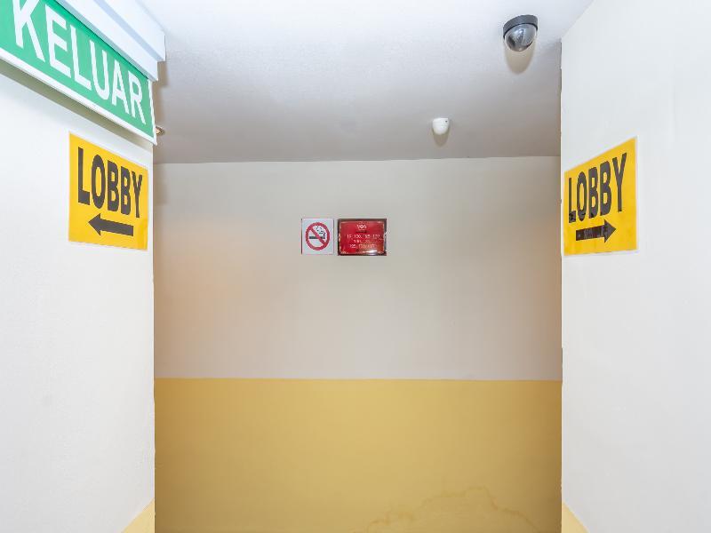 Hotel Oyo 1158 906 Airport Malacca Esterno foto